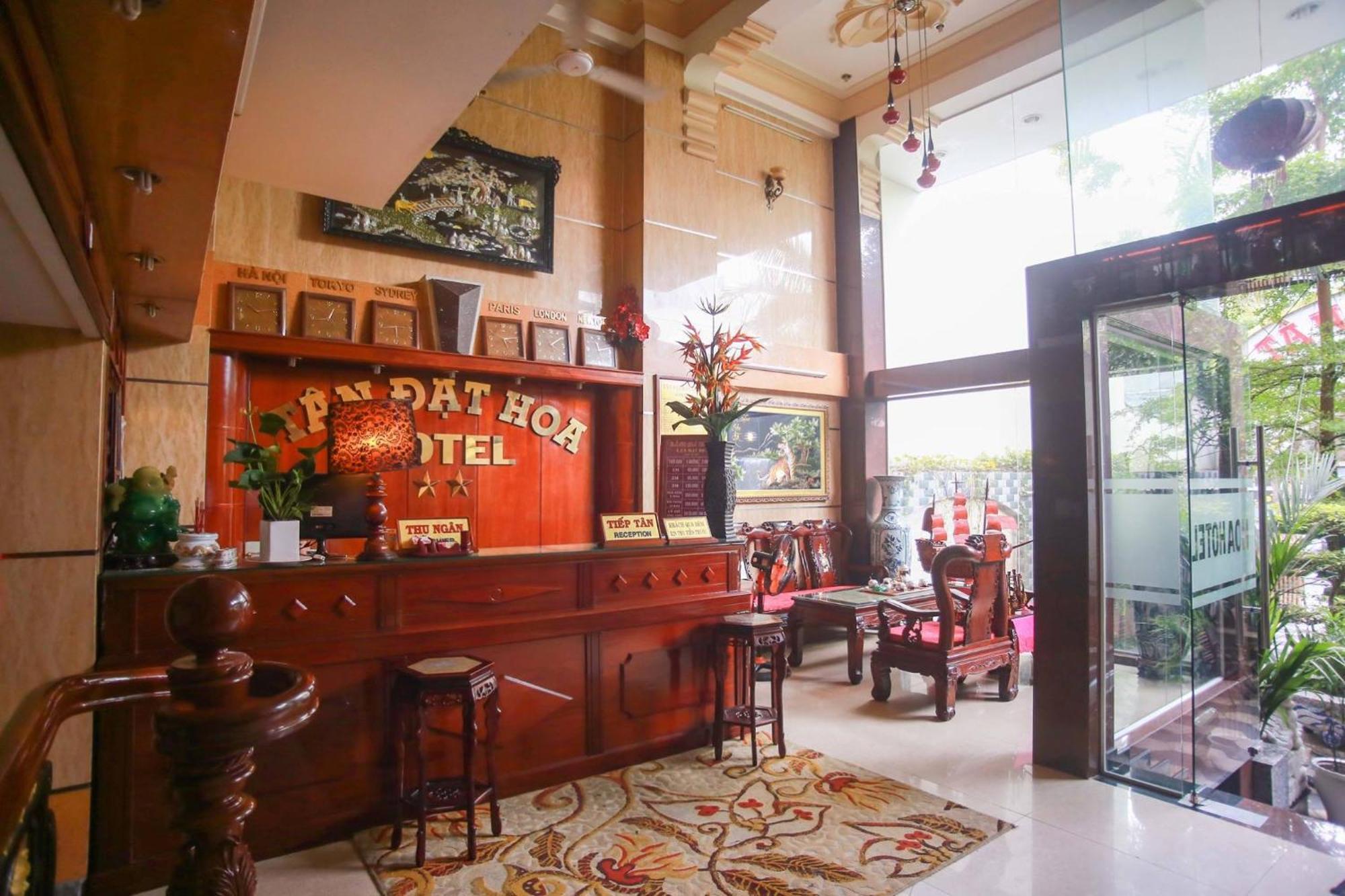 Tan Dat Hoa Hotel Ho Chi Minh City Exterior photo