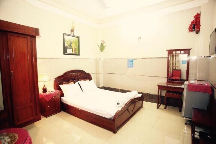 Tan Dat Hoa Hotel Ho Chi Minh City Exterior photo