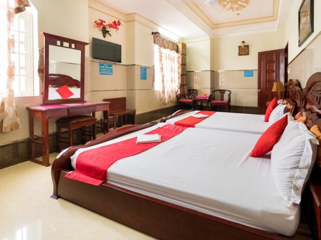 Tan Dat Hoa Hotel Ho Chi Minh City Exterior photo